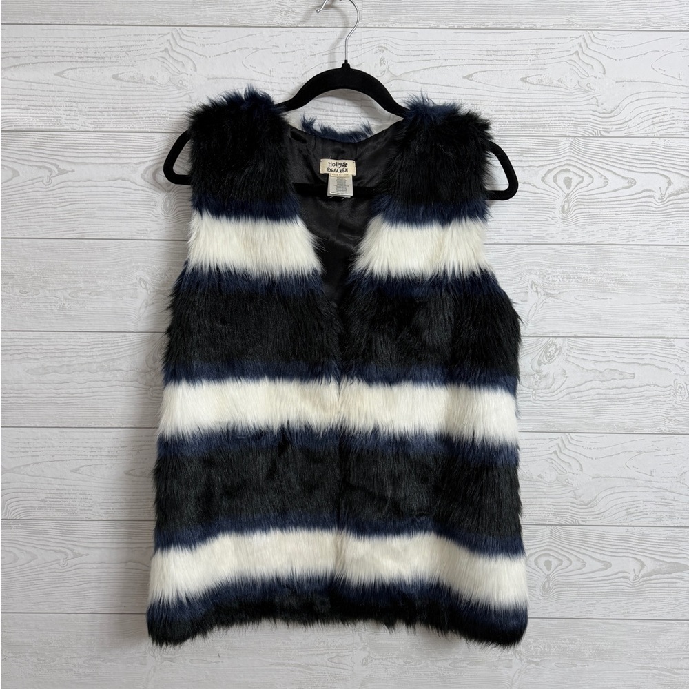 Molly Bracken Women’s Blue & White Striped Faux Fur Vest. Size M